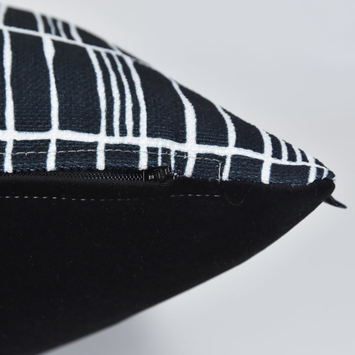 Obsidian Glitch Cushion Cover